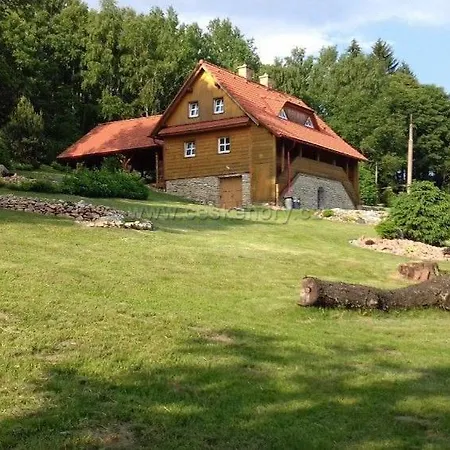 Alojamento de Turismo Selvagem U Lesa Výprachtice