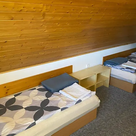 U Lesa Lodge Výprachtice